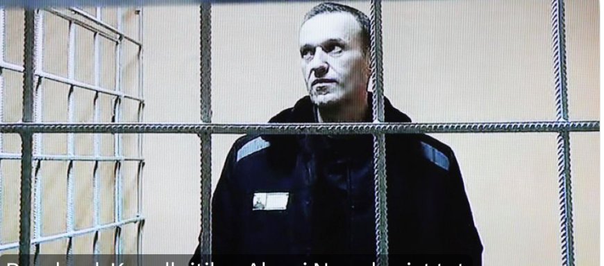 Alexei Navalny Dies at 47 in Russian Prison